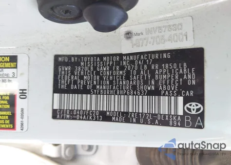 2017 Toyota Corolla Se z USA, uszkodzony, nr VIN 5YFBURHE8HP684637